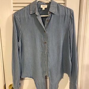 Everly blue and white striped tie shirt Small